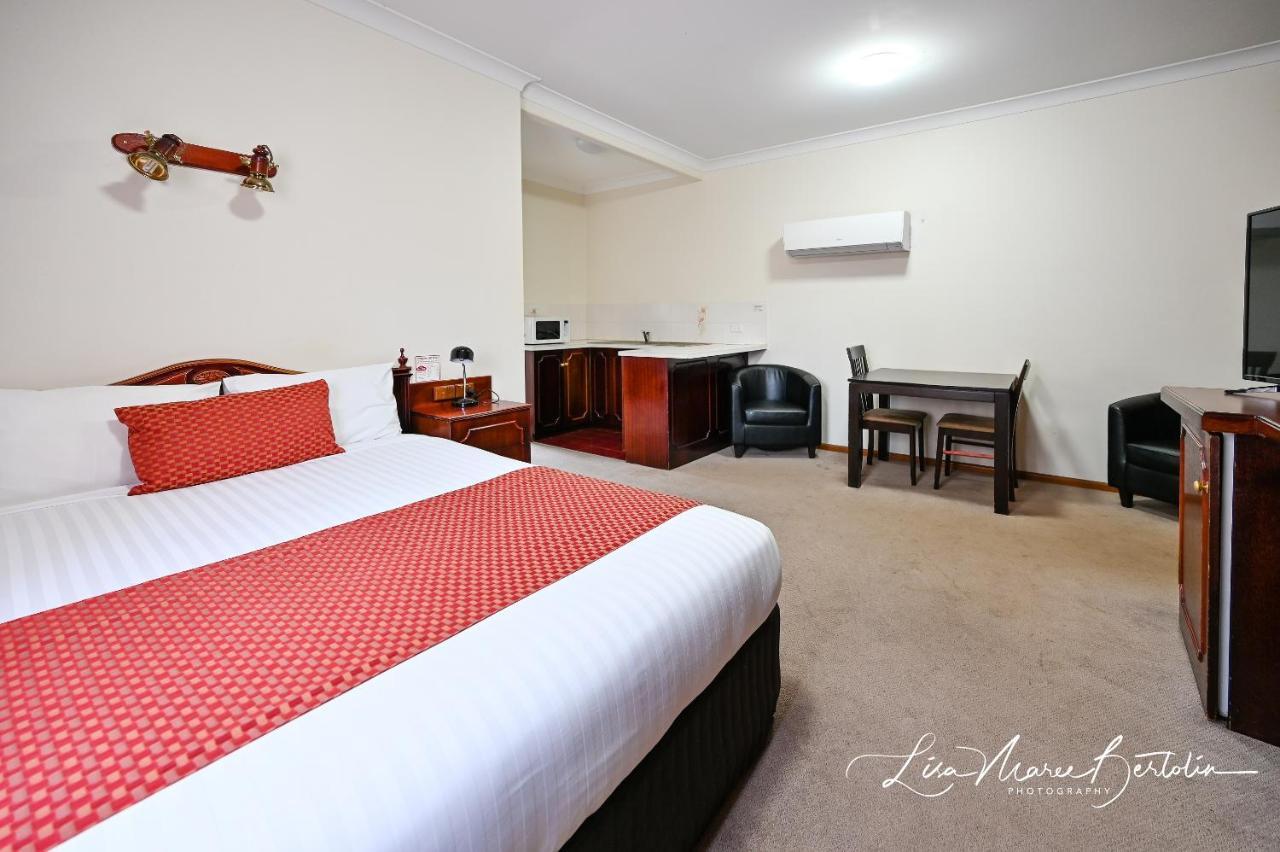Narrandera Club Motor Inn Exterior foto